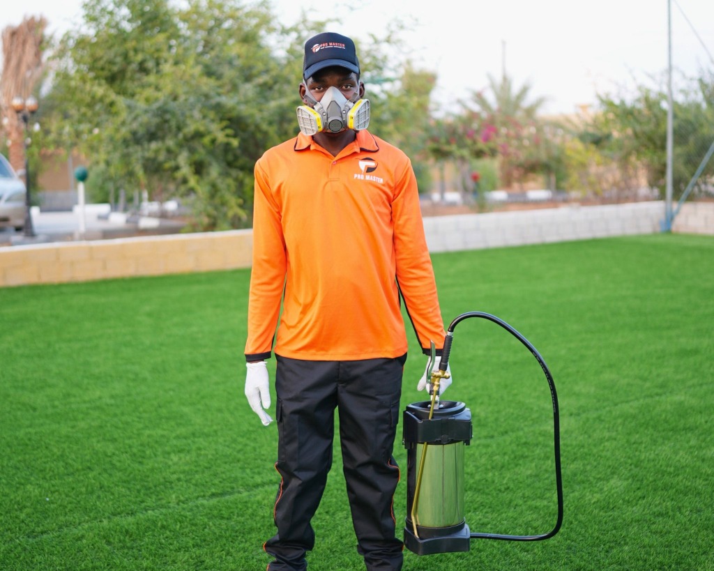 Pro Master Certified Pest Technician in Dubai